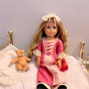 Elizabeth American girl doll